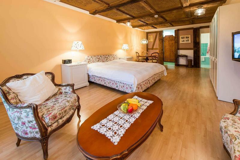 Badehotel Salina Maris - Wellness & Vintage Mörel Dış mekan fotoğraf
